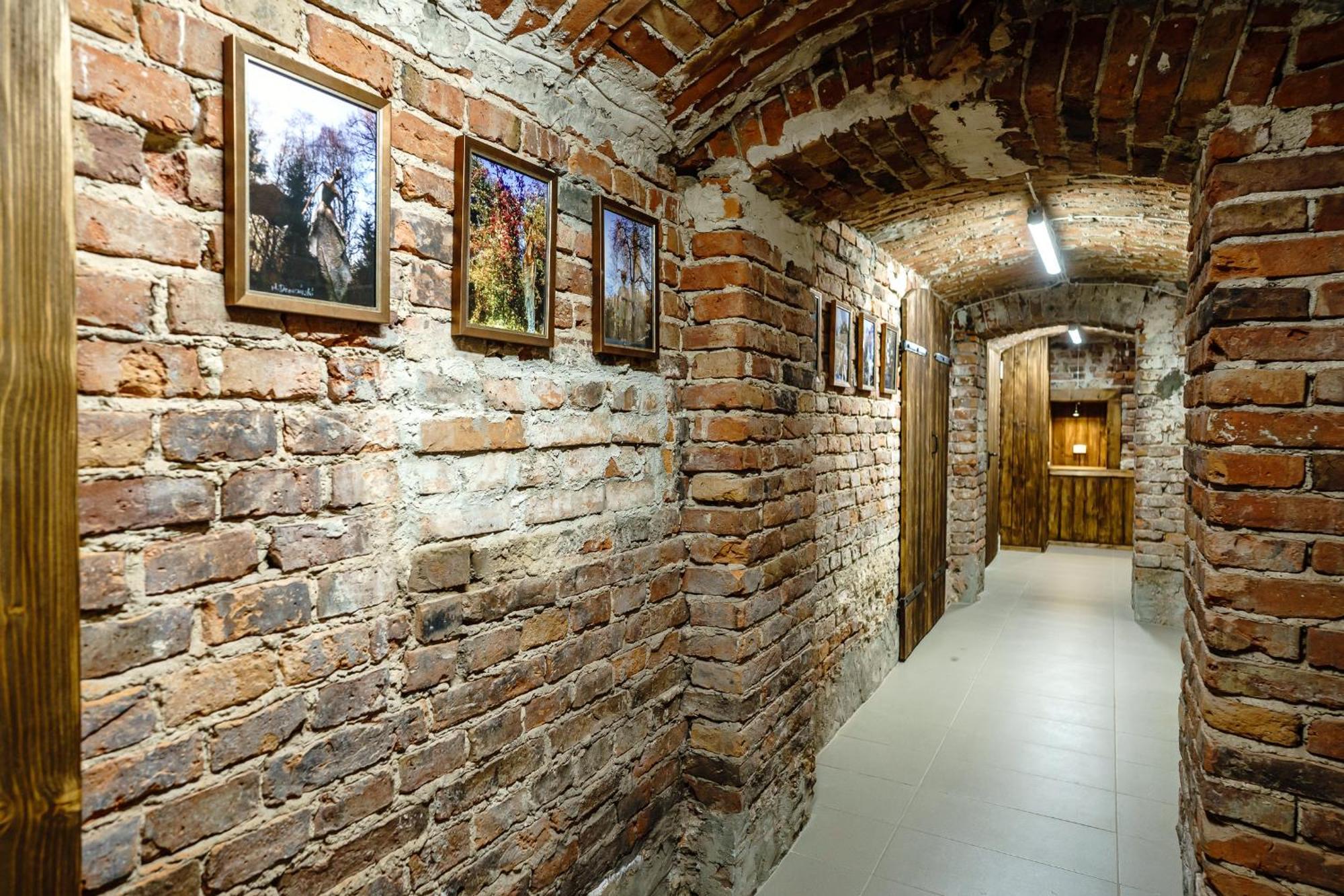 Old Town Ac Apartments Main Raiway Station Krakow Exterior photo